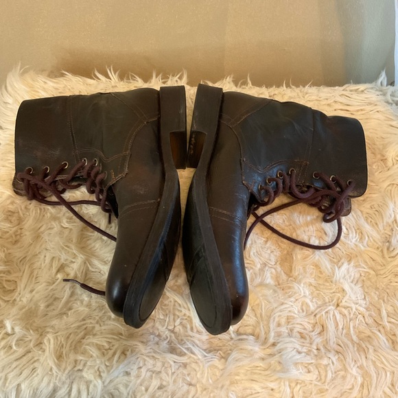 Men’s Call It Spring Brown Leather Combat Boot. Size 10 in good condition. - Picture 3 of 5